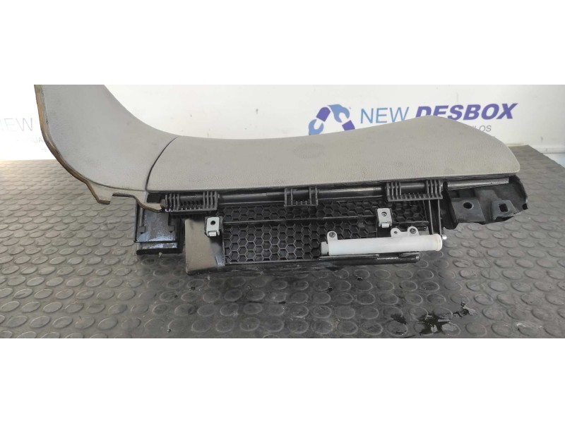 Recambio de guantera para mercedes-benz clase e (w211) berlina e 270 cdi (211.016) referencia OEM IAM 2116802487  