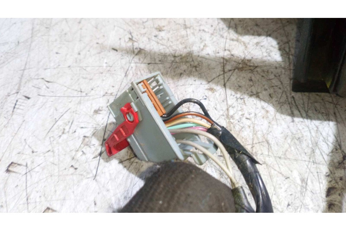 Recambio de retrovisor izquierdo para fiat stilo (192) 1.9 jtd / 1.9 jtd 115 active referencia OEM IAM 01704607500  