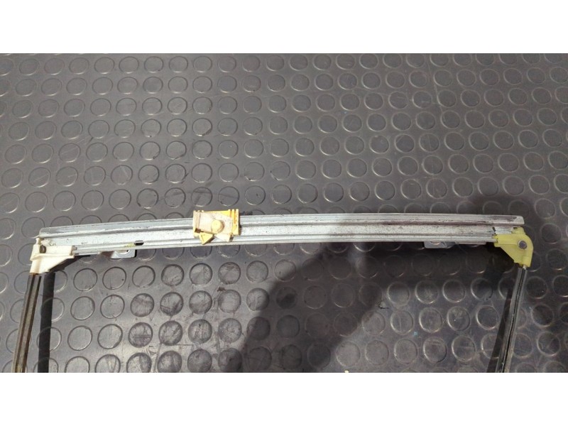Recambio de elevalunas delantero derecho para renault clio ii fase ii (b/cb0) authentique referencia OEM IAM 117312  