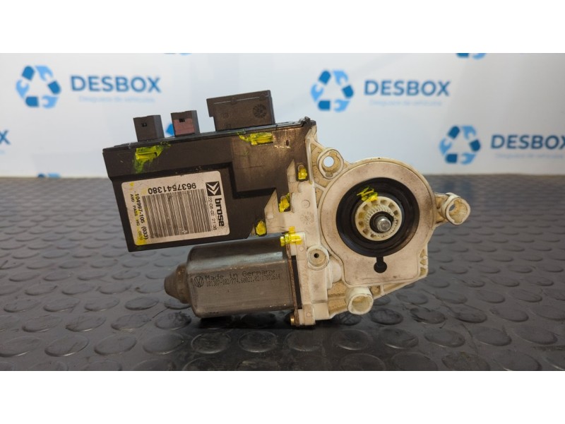 Recambio de motor elevalunas delantero derecho para citroen c5 berlina 2.0 hdi referencia OEM IAM 9637541380  