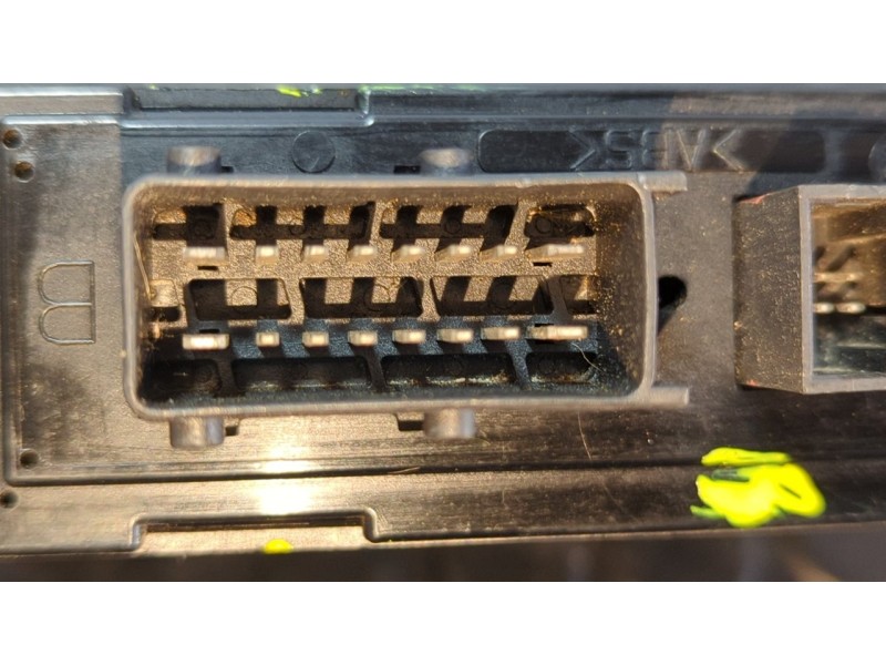 Recambio de motor elevalunas delantero derecho para citroen c5 berlina 2.0 hdi referencia OEM IAM 9637541380  