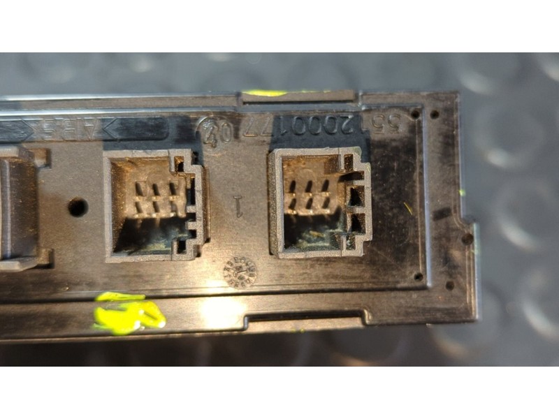 Recambio de motor elevalunas delantero derecho para citroen c5 berlina 2.0 hdi referencia OEM IAM 9637541380  