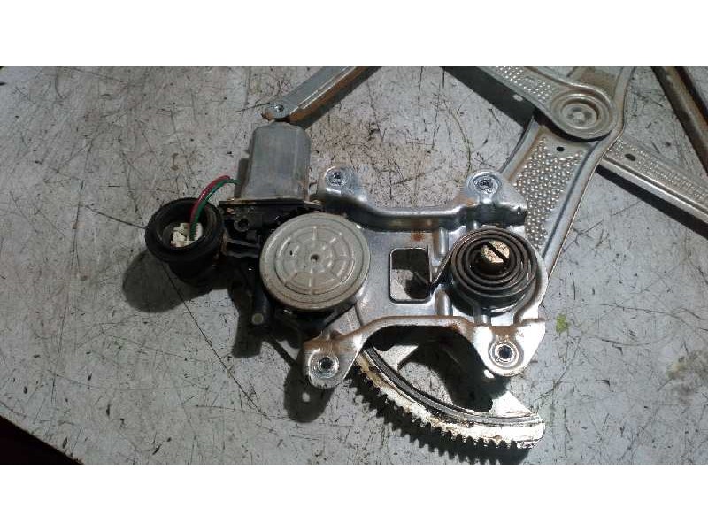 Recambio de elevalunas delantero derecho para toyota yaris (ncp1/nlp1/scp1) 1.3 16v cat referencia OEM IAM 8571052030  