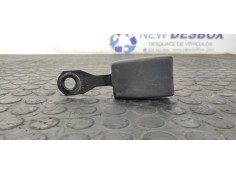 Recambio de enganche cinturon trasero izquierdo para citroen c2 1.1 referencia OEM IAM 9640832577  
