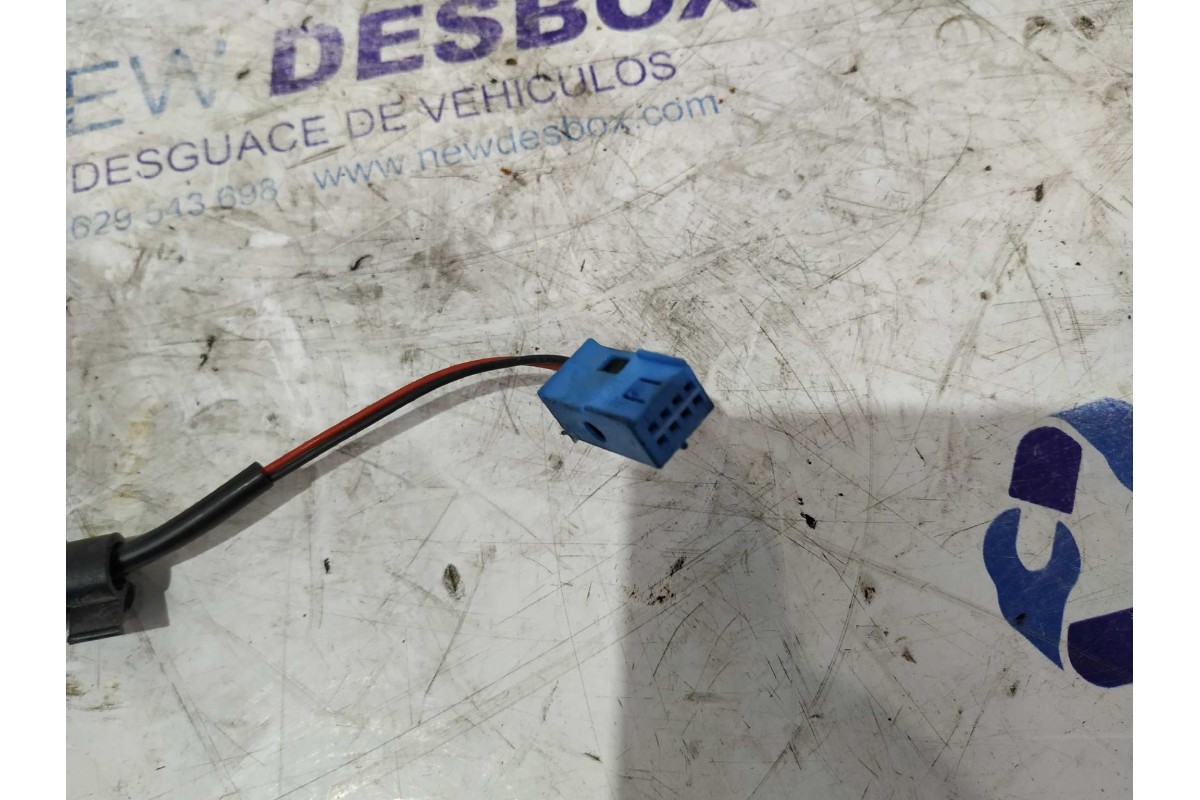 Recambio de cerradura puerta trasera derecha para mercedes-benz clase e (w211) berlina 3.2 cdi cat referencia OEM IAM 2117300635