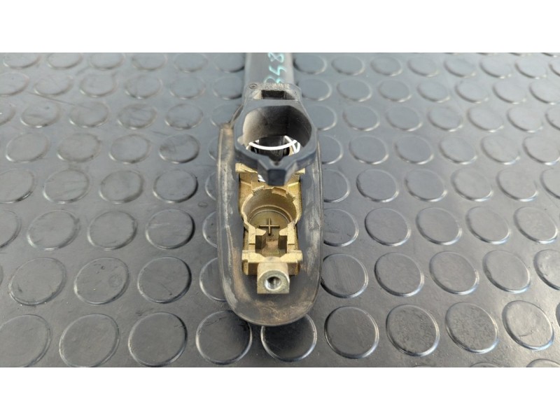 Recambio de maneta delantera derecha para mercedes-benz vaneo (w414) furgoneta compacta cdi (414.700) referencia OEM IAM 0007602