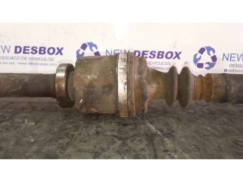 Recambio de transmision delantera derecha para opel vivaro 1.9 cdti cat (f9q-760 / l08) referencia OEM IAM 8200169176  