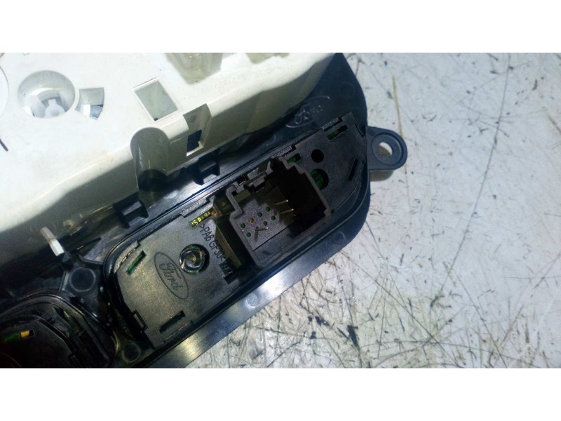 Recambio de mando calefaccion / aire acondicionado para ford transit connect furgon 200 l1 ambiente referencia OEM IAM DT1T19980