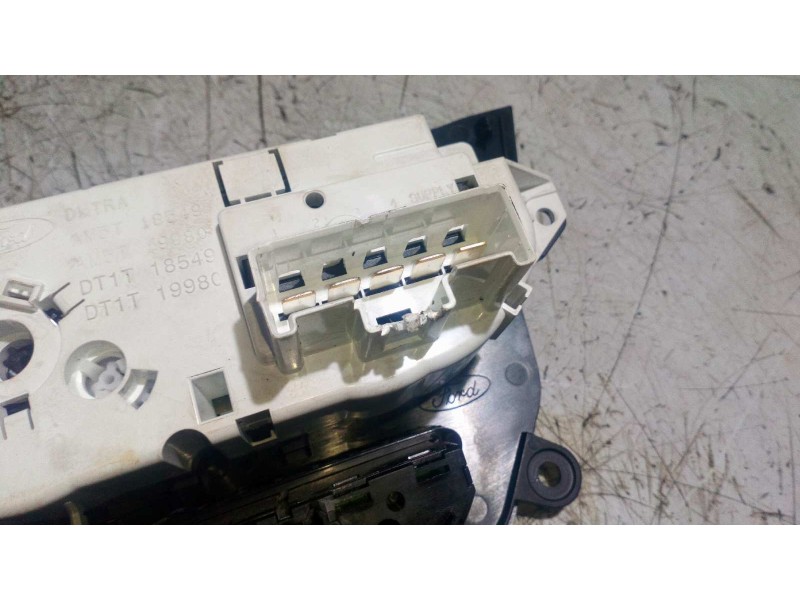 Recambio de mando calefaccion / aire acondicionado para ford transit connect furgon 200 l1 ambiente referencia OEM IAM DT1T19980