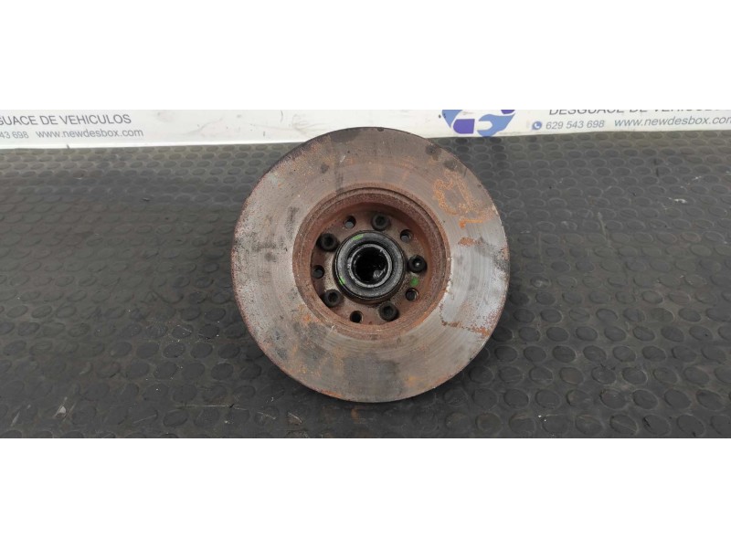 Recambio de juego discos freno delanteros para mercedes-benz clase e (w123) berlina+coupe 2.0 referencia OEM IAM   