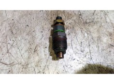 Recambio de inyector para opel corsa b 1.7 diesel referencia OEM IAM 881090  