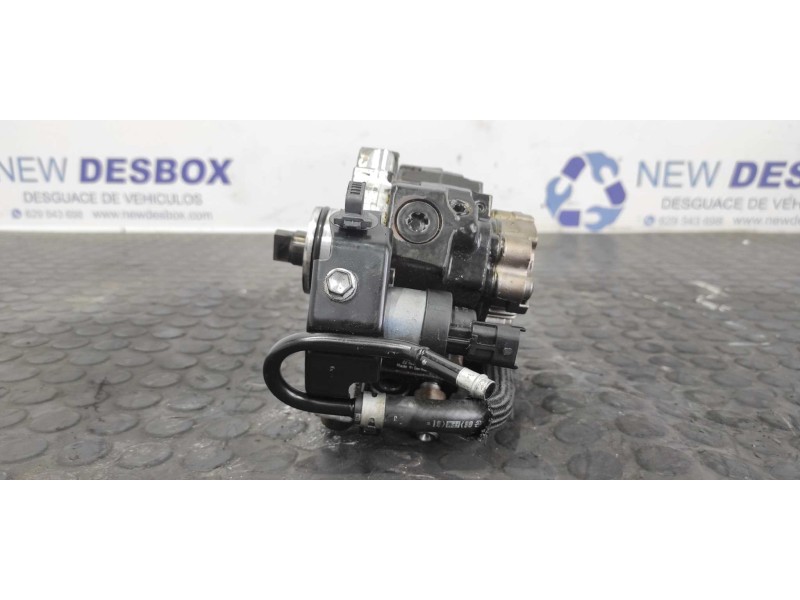 Recambio de bomba inyeccion para toyota corolla (e12) 1.4 turbodiesel cat referencia OEM IAM 221000N020  