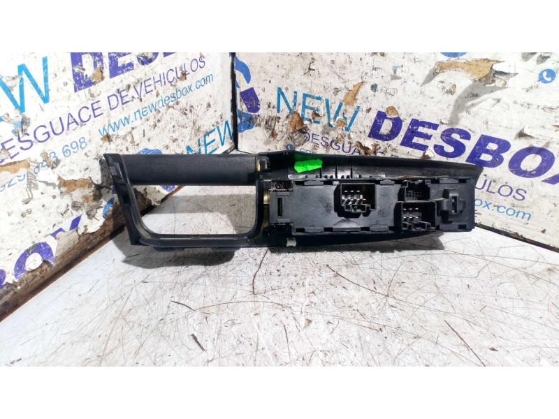 Recambio de mando elevalunas delantero izquierdo para ford transit connect furgon 200 l1 ambiente referencia OEM IAM BM5T14A132A