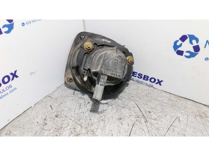 Recambio de faro antiniebla derecho para renault clio ii fase i (b/cbo) 1.4 referencia OEM IAM 51838  