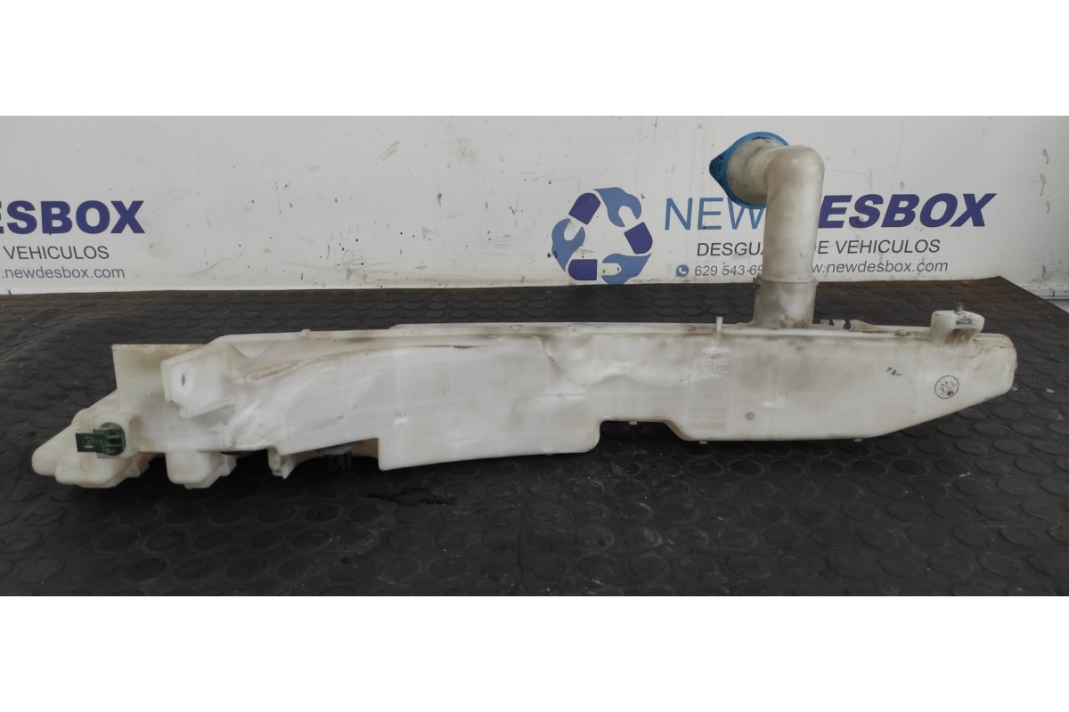Recambio de deposito limpia para suzuki grand vitara 3 puertas sq (gt) 2.0 td básico referencia OEM IAM 060851126  