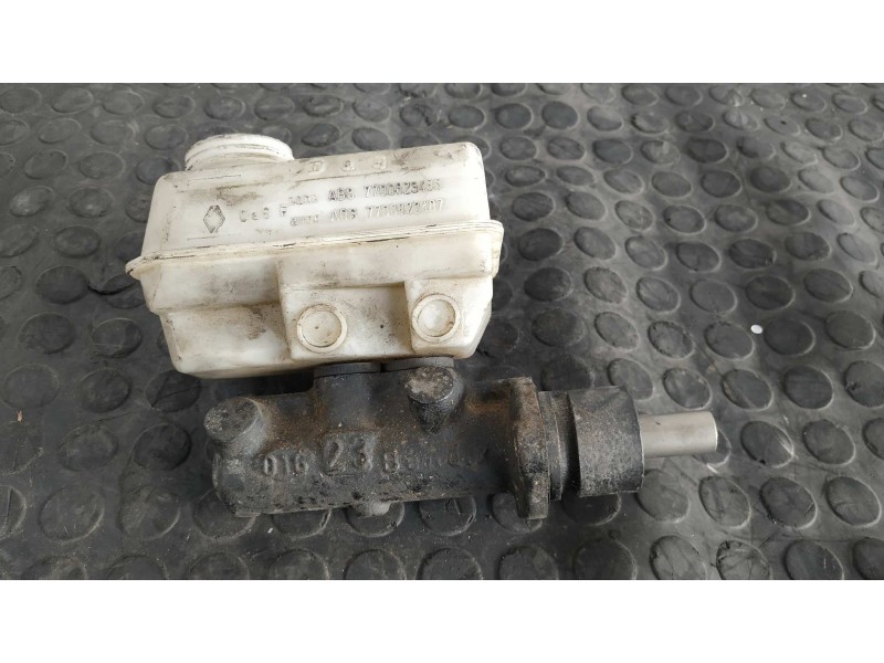 Recambio de bomba freno para renault laguna (b56) 2.2 diesel referencia OEM IAM 7700823486  