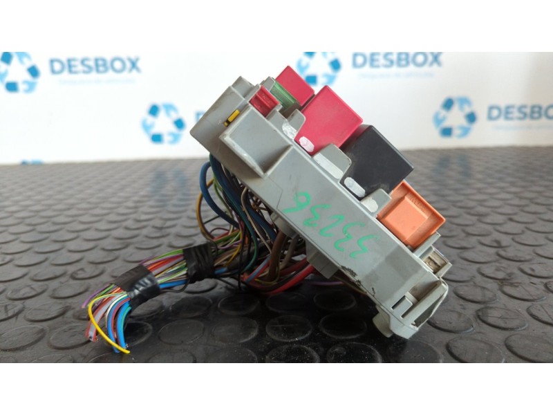 Recambio de caja reles / fusibles para fiat fiorino 1.3 16v m-jet cat referencia OEM IAM 51781452  