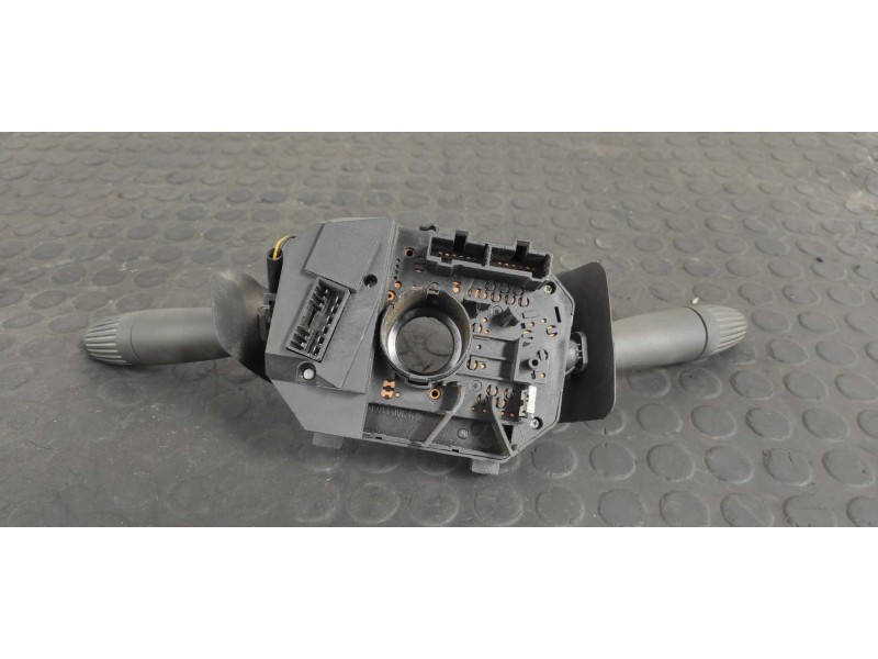 Recambio de mando multifuncion para fiat doblo (119) 1.9 8v dynamic / multijet dynamic plus (77kw) referencia OEM IAM A223  