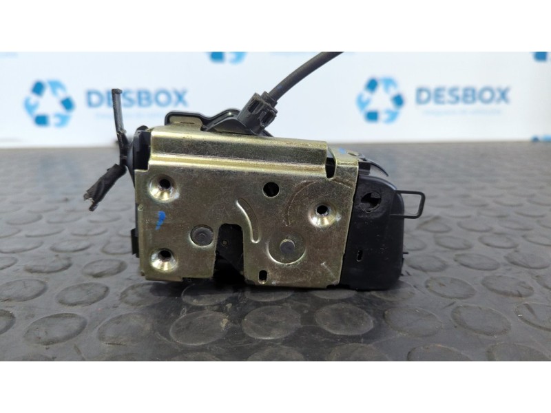 Recambio de cerradura puerta trasera izquierda para renault megane ii berlina 3p 1.6 cat referencia OEM IAM 8200212468  