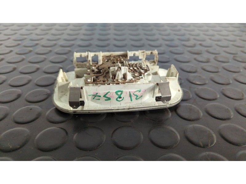Recambio de luz interior para fiat scudo furgón (272) 10 business l1h1 90 multijet referencia OEM IAM 9680717080  