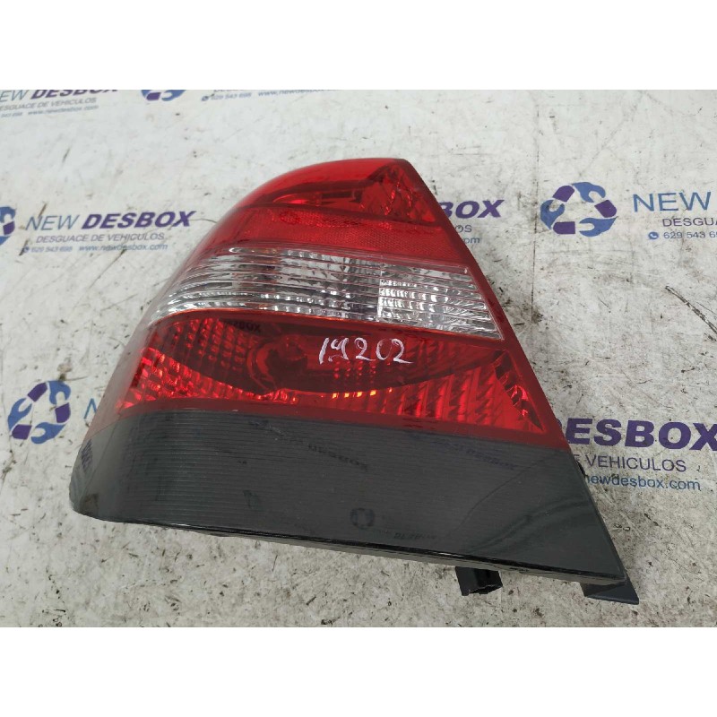 Recambio de piloto trasero izquierdo para daewoo nubira berlina 1.6 cat referencia OEM IAM 02263320  