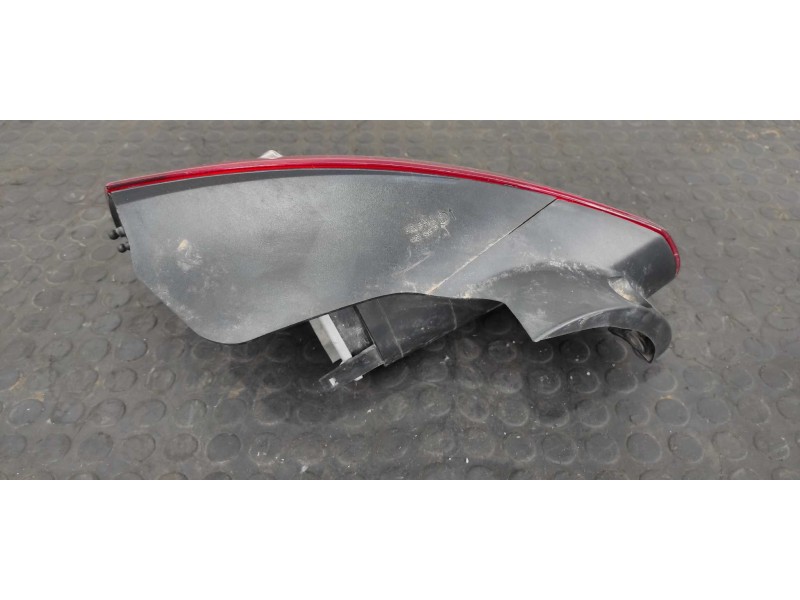 Recambio de piloto trasero derecho para fiat bravo (198) 1.6 16v multijet easy (77kw) referencia OEM IAM 51757542  