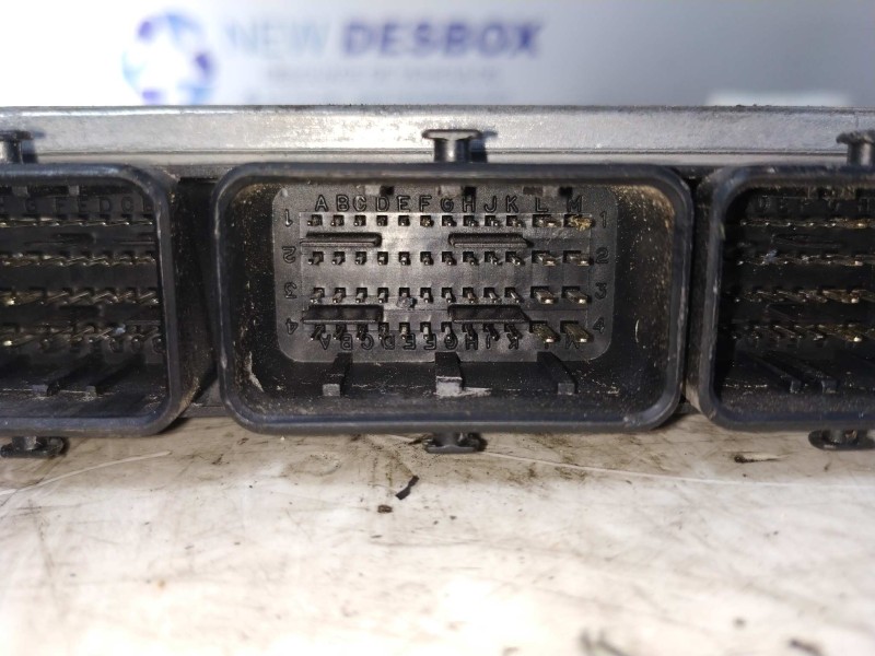 Recambio de centralita motor uce para citroen c5 berlina 1.8 16v premier referencia OEM IAM 9650133080  