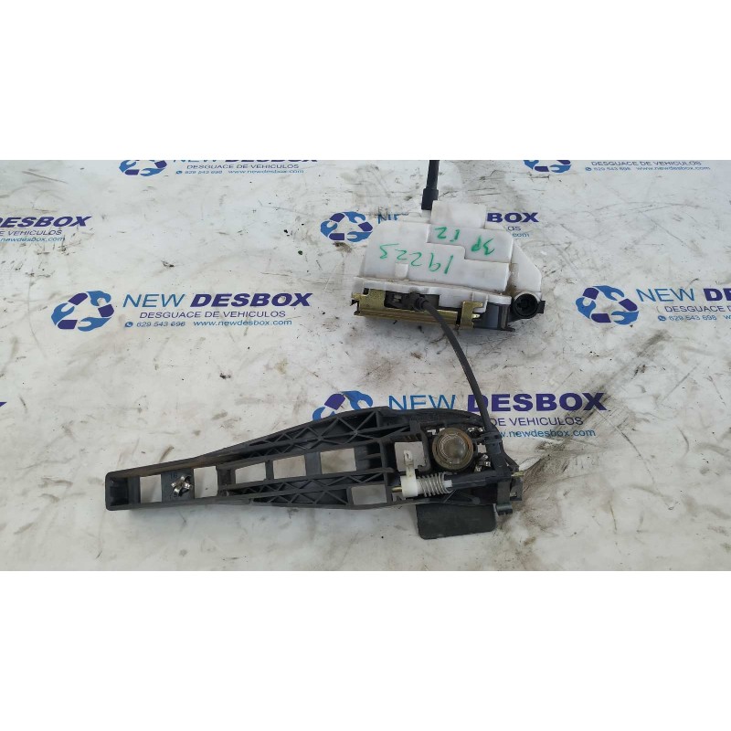 Recambio de cerradura puerta delantera izquierda para citroen c3 pluriel 1.4 hdi referencia OEM IAM 46978780  