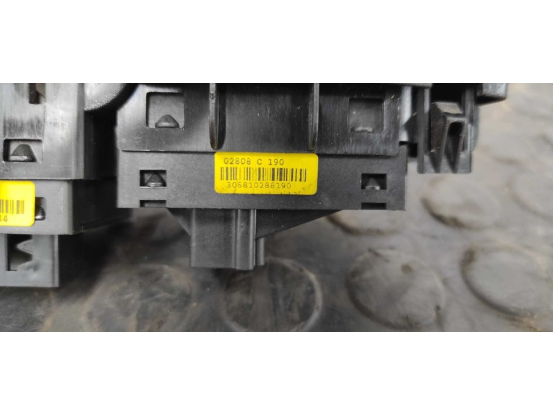 Recambio de mando elevalunas delantero izquierdo para fiat bravo (198) 1.6 16v multijet easy (77kw) referencia OEM IAM   