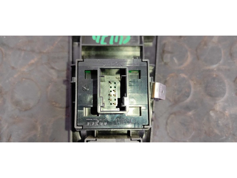 Recambio de mando elevalunas delantero izquierdo para fiat bravo (198) 1.6 16v multijet easy (77kw) referencia OEM IAM   