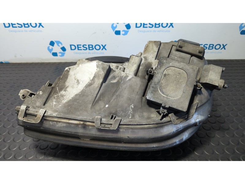 Recambio de faro derecho para mercedes-benz clase s (w220) berlina 320 cdi (220.026) referencia OEM IAM A2208200861  