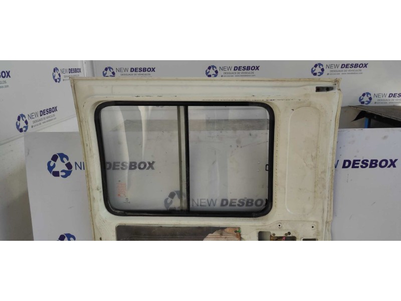 Recambio de puerta lateral corredera izquierda para nissan vanette cargo 2.3 diesel referencia OEM IAM   