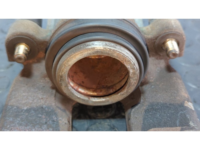 Recambio de pinza de freno delantera izquierda para ford focus berlina (cak) ambiente referencia OEM IAM ATE223195  