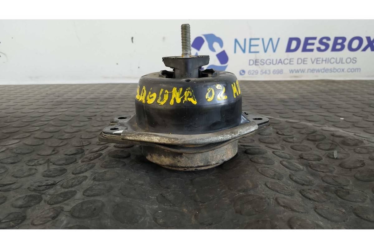 Recambio de soporte motor derecho para renault laguna ii (bg0) 1.9 dci diesel referencia OEM IAM 8200052026A  