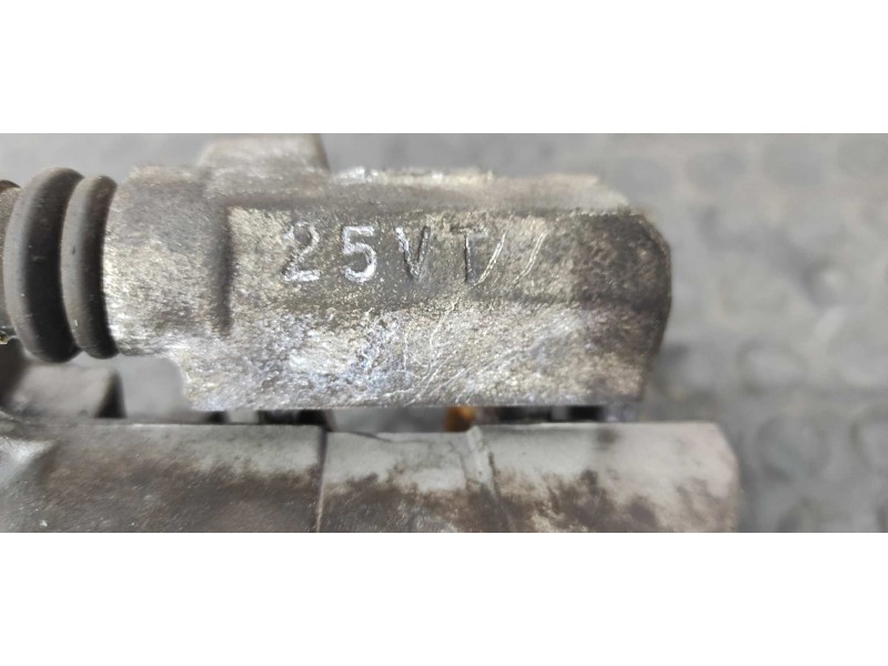 Recambio de pinza de freno delantera izquierda para toyota prius (nhw30) plug-in hybrid advance referencia OEM IAM 25VT  