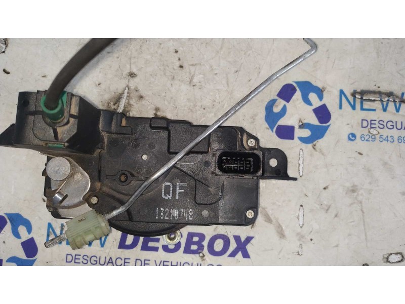 Recambio de cerradura puerta delantera izquierda para opel astra h ber. 1.6 16v cat referencia OEM IAM 13210748  