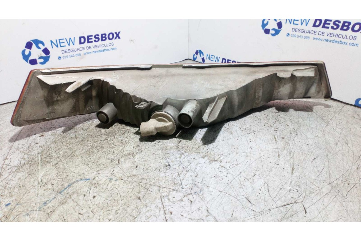 Recambio de piloto delantero izquierdo para renault trafic caja cerrada (ab 4.01) 1.9 diesel referencia OEM IAM 89020825  