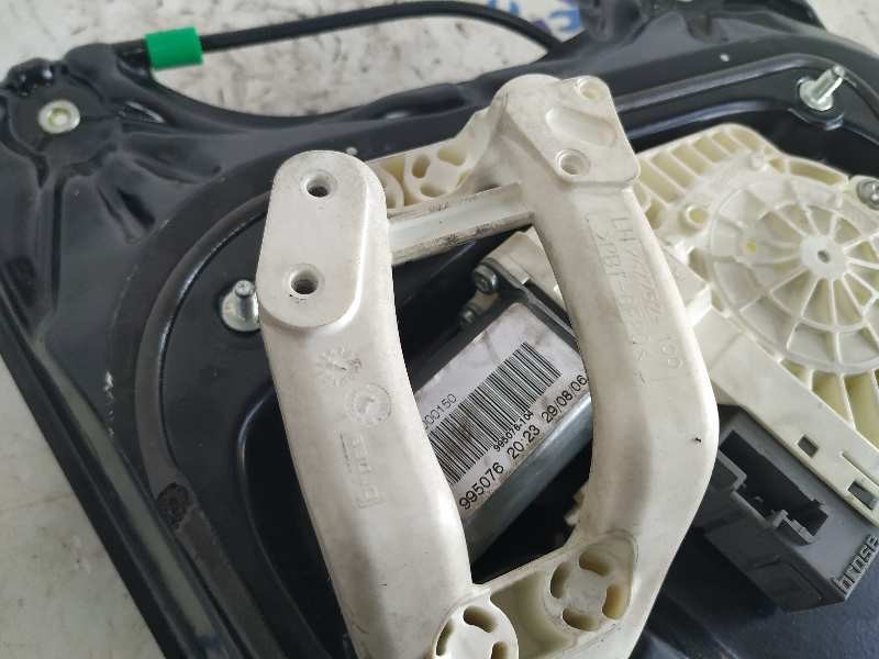 Recambio de elevalunas delantero izquierdo para land rover range rover sport v6 td hse referencia OEM IAM CUR000151  