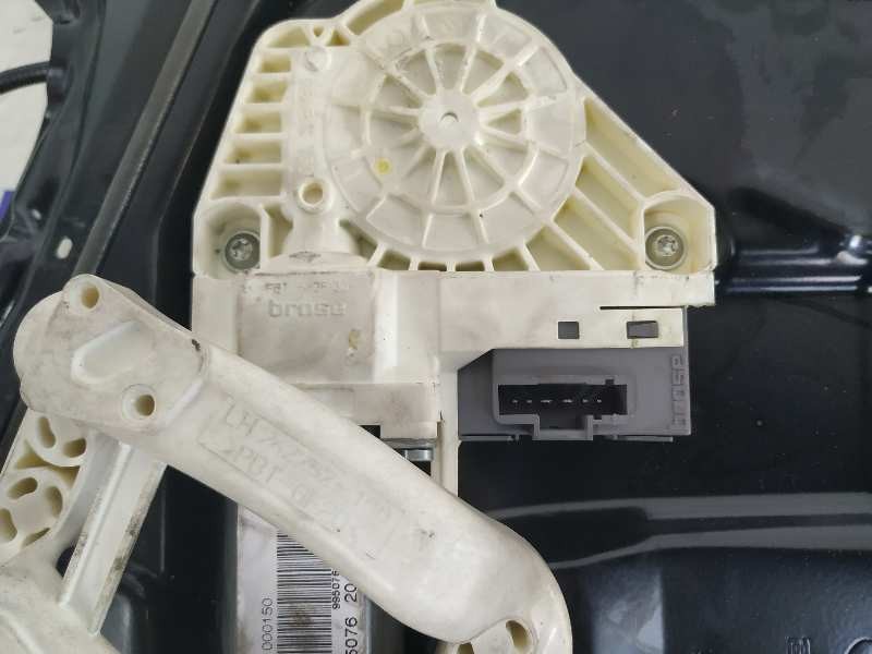 Recambio de elevalunas delantero izquierdo para land rover range rover sport v6 td hse referencia OEM IAM CUR000151  
