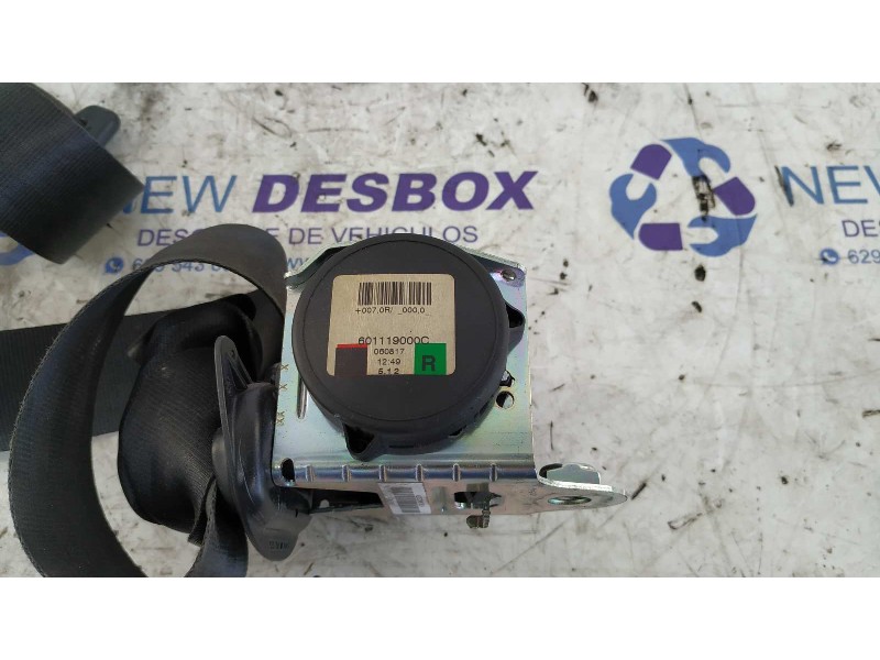 Recambio de cinturon delantero derecho para land rover range rover sport v6 td hse referencia OEM IAM 601119000C  