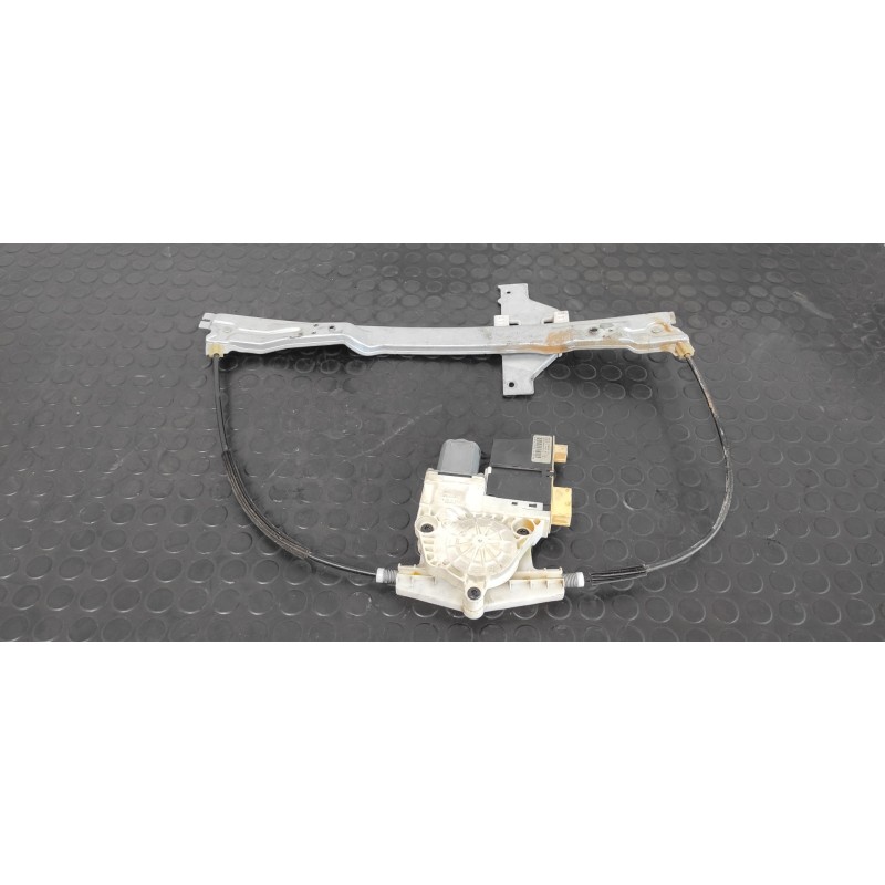 Recambio de elevalunas delantero derecho para citroen c4 berlina exclusive referencia OEM IAM 996388101  