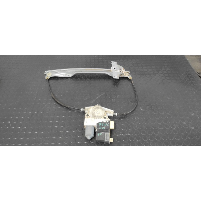 Recambio de elevalunas delantero izquierdo para citroen c4 berlina exclusive referencia OEM IAM 996385101  