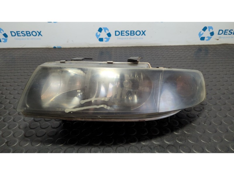 Recambio de faro derecho para seat toledo (1m2) select referencia OEM IAM   