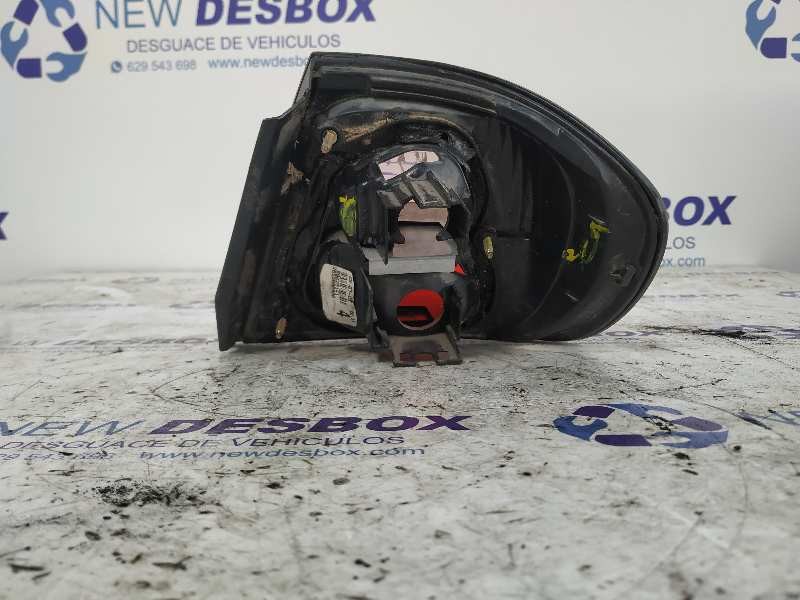 Recambio de piloto trasero izquierdo para nissan primera berl./familiar (p10/w10) gx berlina (a,e) referencia OEM IAM 89020141  