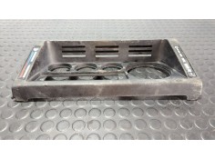 Recambio de moldura para land rover defender 2.5 l referencia OEM IAM    2