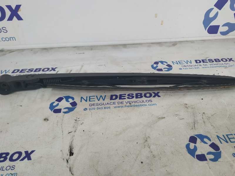 Recambio de brazo limpia trasero para land rover range rover sport v6 td hse referencia OEM IAM DKB500720  