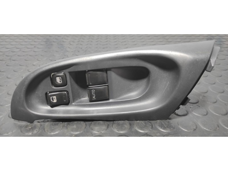 Recambio de mando elevalunas delantero derecho para nissan almera (n16/e) acenta referencia OEM IAM 80961BM500  