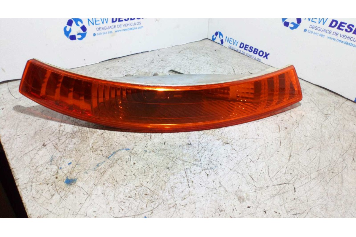 Recambio de piloto delantero derecho para renault trafic caja cerrada (ab 4.01) 1.9 diesel referencia OEM IAM 89009075  