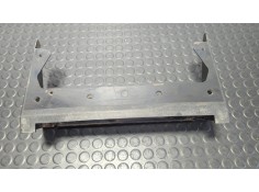 Recambio de moldura para land rover defender 2.5 l referencia OEM IAM    2