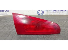 Recambio de piloto porton izquierdo para alfa romeo 147 (190) 1.9 jtd 150 collezione referencia OEM IAM 60693792  